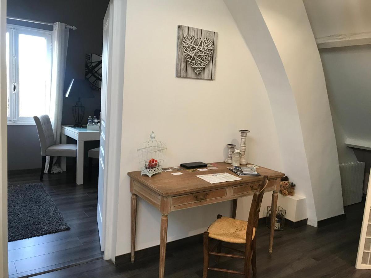 Chambres D'Hotes Des Demoiselles Ville-Saint-Jacques Eksteriør bilde